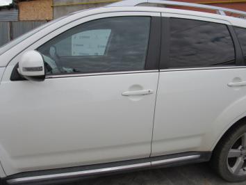 poza Mitsubishi Outlander 2.2Di-D 2010 Diesel