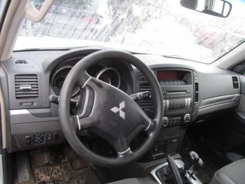 poza Mitsubishi Pajero 3.2D Di-DC 2008 Diesel