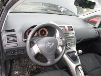 poza Toyota Auris 2.0D D-4D 2008 Diesel