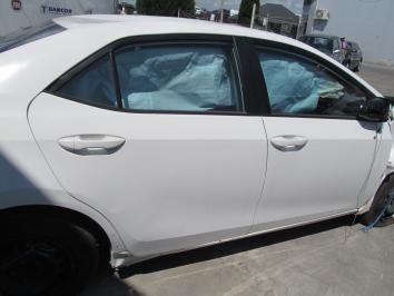 poza Toyota Corolla 1.6i 2015 Benzina