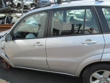 poza Toyota Rav4 2.0i 2003 Benzina