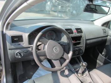 poza Volskwagen Golf 1.9TDI 2004 Diesel