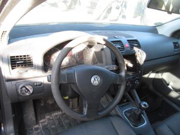 poza Volskwagen Golf 1.9TDI 2005 Diesel